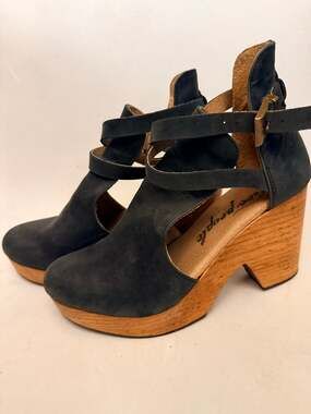 Free People Amber Orchard Clog Wooden Platform Heels Forest Green Leather US 7